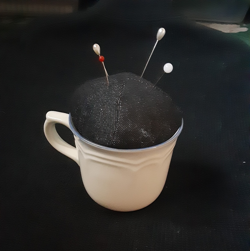 Teacup pin cushion